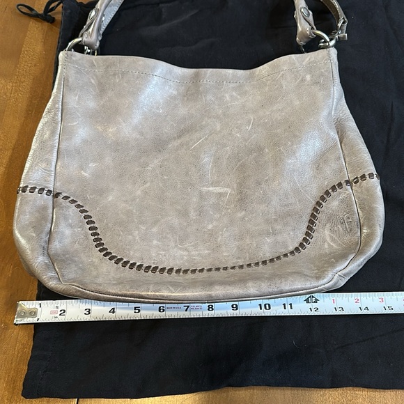 Frye shoulder bag with cross body strap grey excellent used condition - Picture 12 of 12